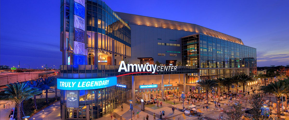 Jogo Basquete Amway Center Orlando Florida Quarta Feira Janeiro 2020 —  Fotografia de Stock Editorial © headlinephotos #405344840