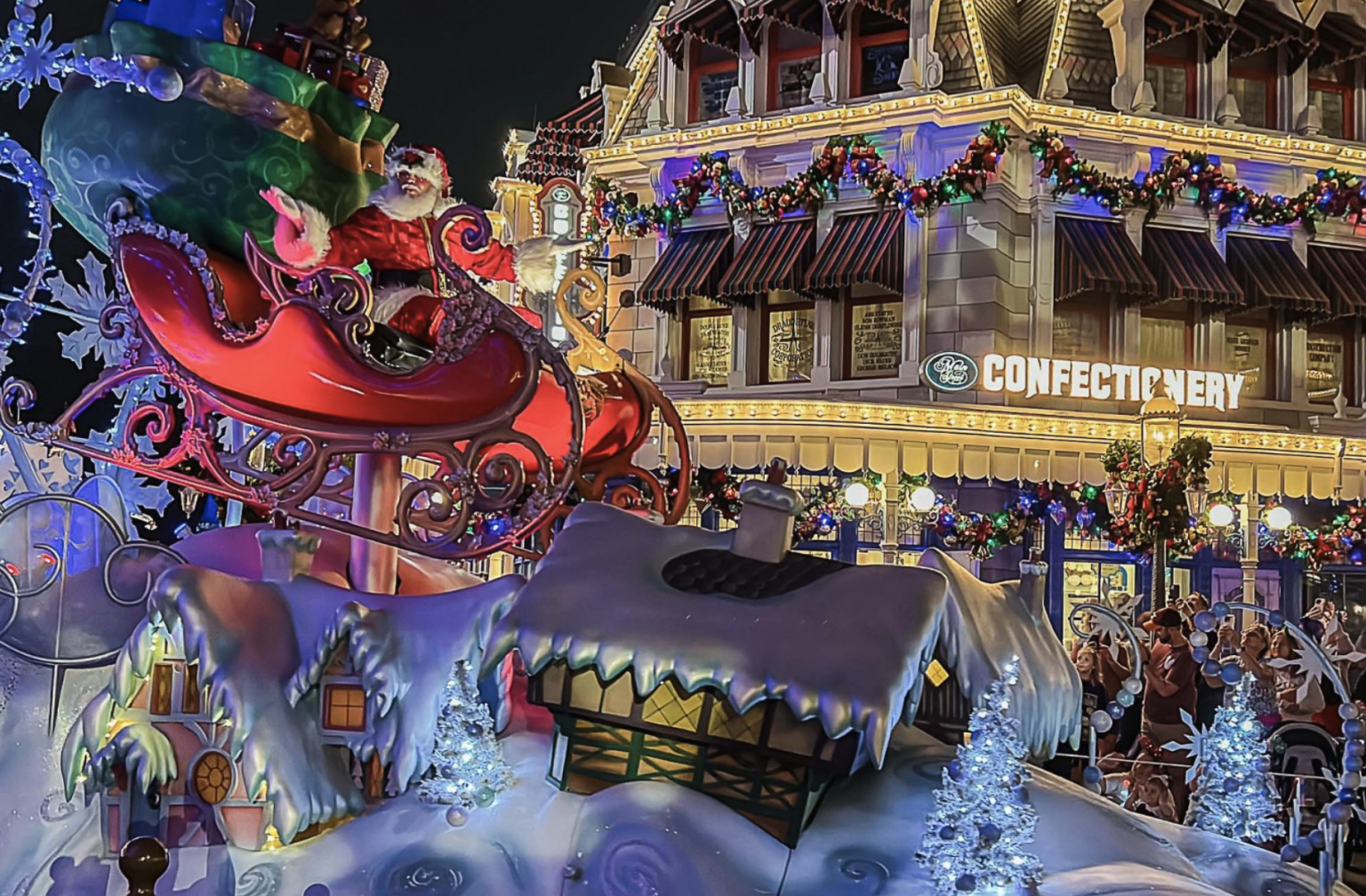 Disney confirma: a parada de Natal do Magic Kingdom volta em versão DIURNA em 2025!