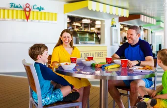 Restaurante temático no cruzeiro da Disney