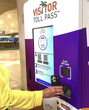 Máquina do Visitor Toll Pass no Aeroporto de Orlando