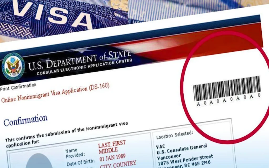 Pessoa preenchendo o formulário DS-160 para solicitar o visto americano