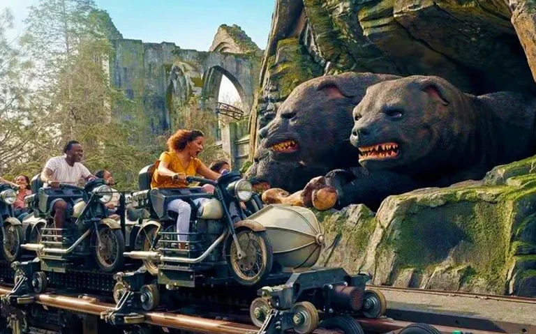 Hagrid's Magical Creatures Motorbike Adventure no Islands of Adventure sem Express Pass