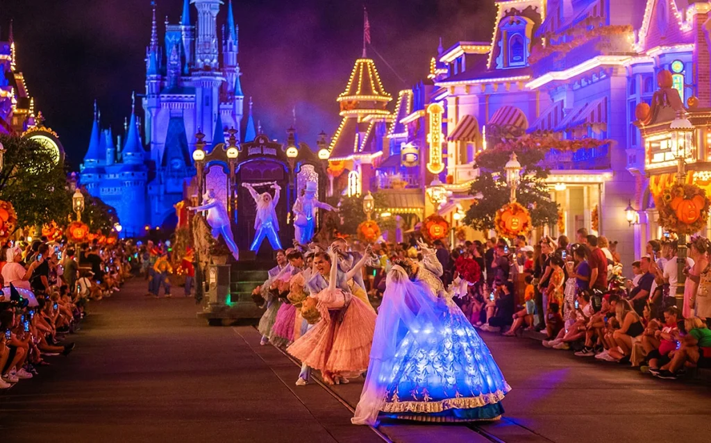 Veja datas, preços, atrações e dicas da Mickey's Not-So-Scary Halloween Party 2026 no Magic Kingdom. Confira datas, preços, atrações e dicas para aproveitar a festa de Halloween da Disney em 2026.