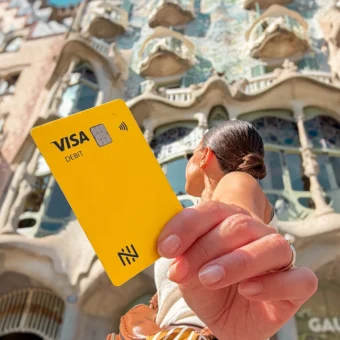 Como usar a Conta Nomad na Europa durante a viagem