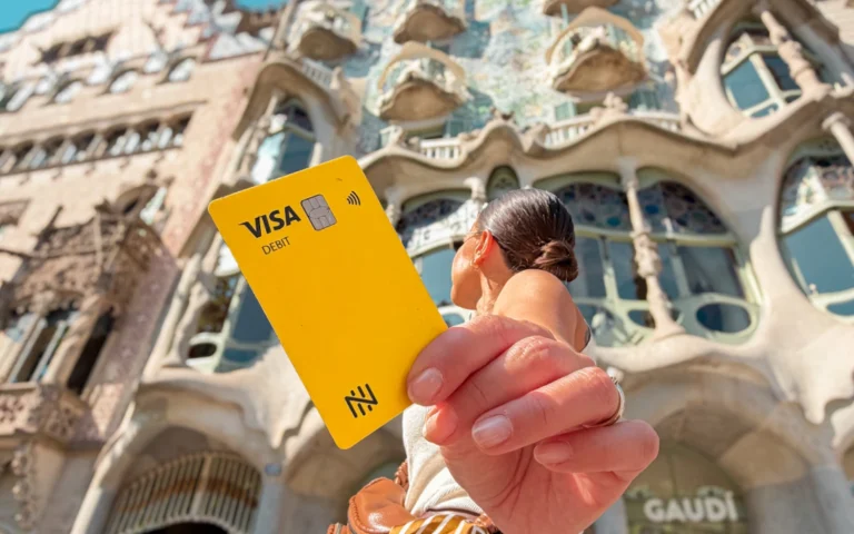 Como usar a Conta Nomad na Europa durante a viagem