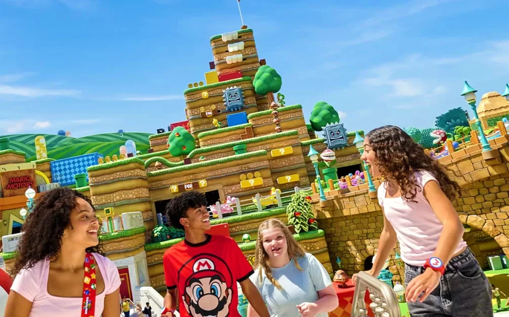Veja como planejar a Disney com crianças, escolher parques, hotel, carrinho, carro, refeições e evitar os erros mais comuns.