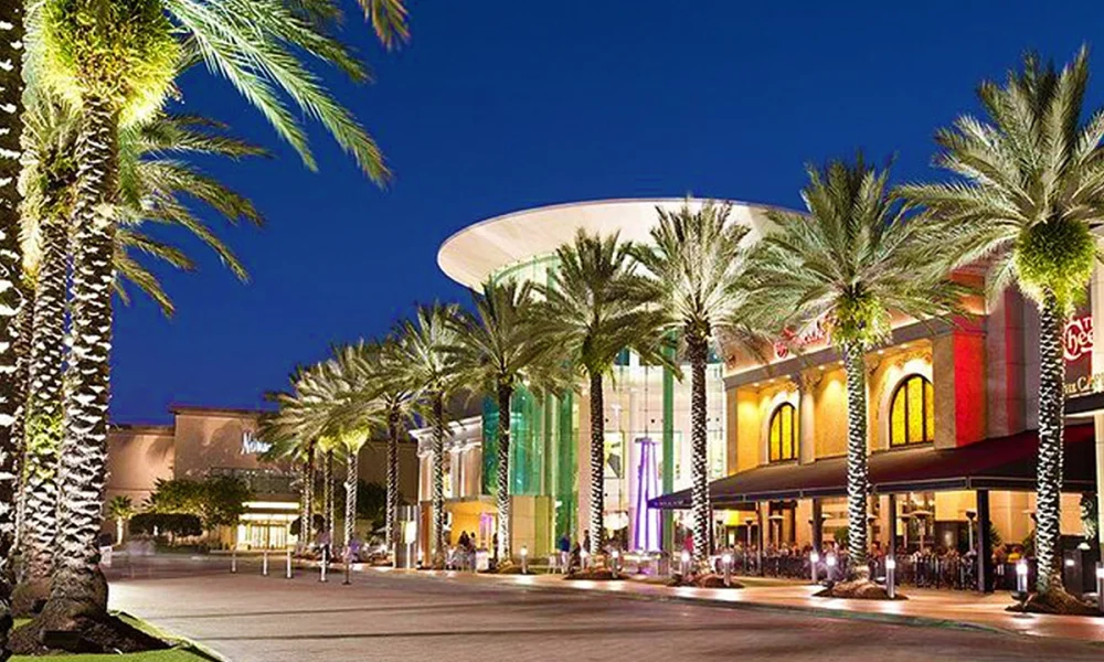 Entenda o Orlando Tax Free, o Sales Tax e os Tax Holidays da Flórida. Veja quando vale a pena e como economizar nas compras.