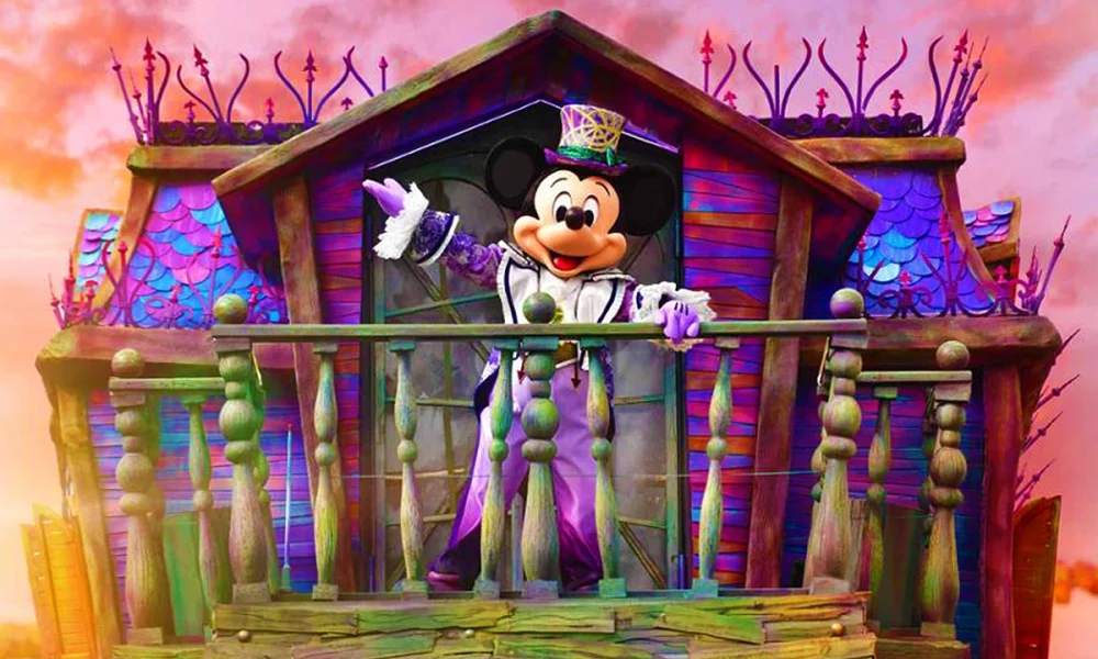 Veja as datas do Halloween na Disneyland Paris em 2026, personagens, decoração, shows, comidas especiais e dicas para planejar sua viagem.