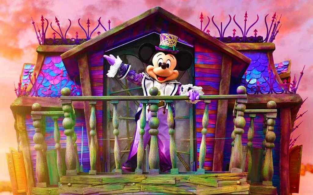Veja as datas do Halloween na Disneyland Paris em 2026, personagens, decoração, shows, comidas especiais e dicas para planejar sua viagem.