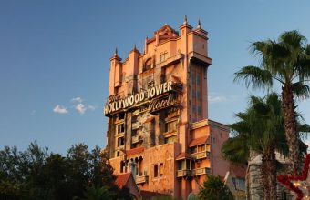O Hollywood Studios fechará às 17h em 20 de outubro de 2026. Veja o motivo, horários, impacto no Fantasmic! e como ajustar o roteiro.