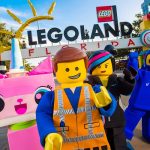 Veja os dias de fechamento da LEGOLAND Florida, Peppa Pig Theme Park e SEA LIFE, e saiba como evitar problemas no roteiro.