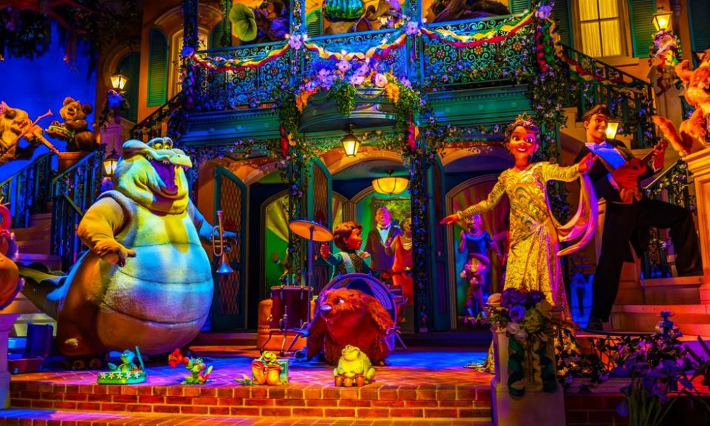 Entenda como funcionam o Lightning Lane Multi Pass e o Single Pass, as diferenças, quando comprar e se vale a pena usar nos parques Disney.