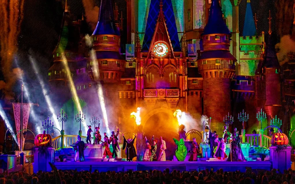 Veja a lista completa de personagens da Mickey's Not-So-Scary Halloween Party 2026, com locais, roupas especiais e dicas para evitar filas.