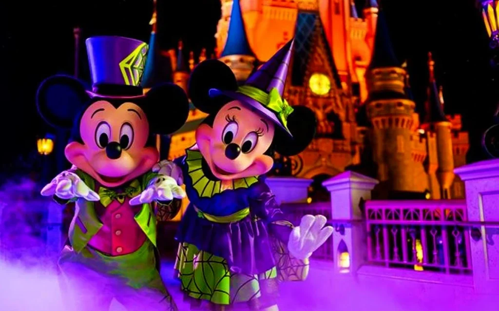 Veja a lista completa de personagens da Mickey's Not-So-Scary Halloween Party 2026, com locais, roupas especiais e dicas para evitar filas.