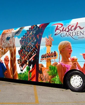 Veja como reservar o shuttle gratuito do Busch Gardens saindo de Orlando, quem pode usar, regras de cancelamento e taxa de no-show.